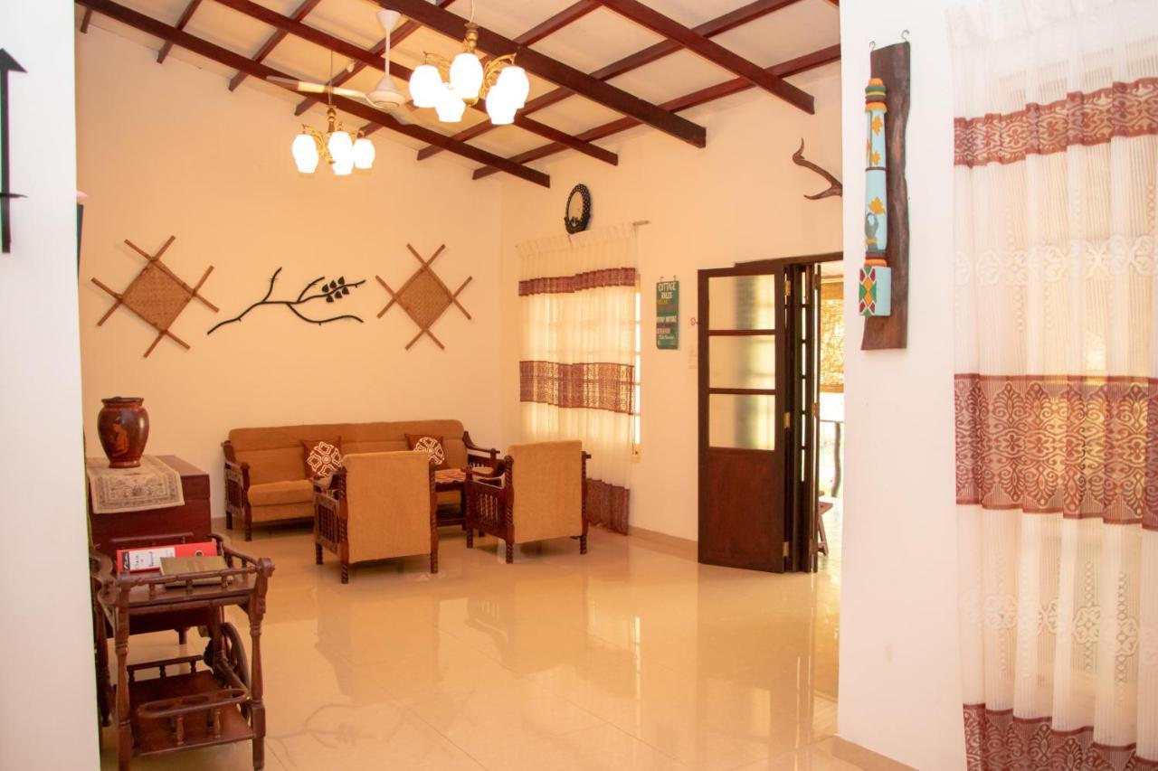 Tembo Cottage Wilpattu Kültér fotó
