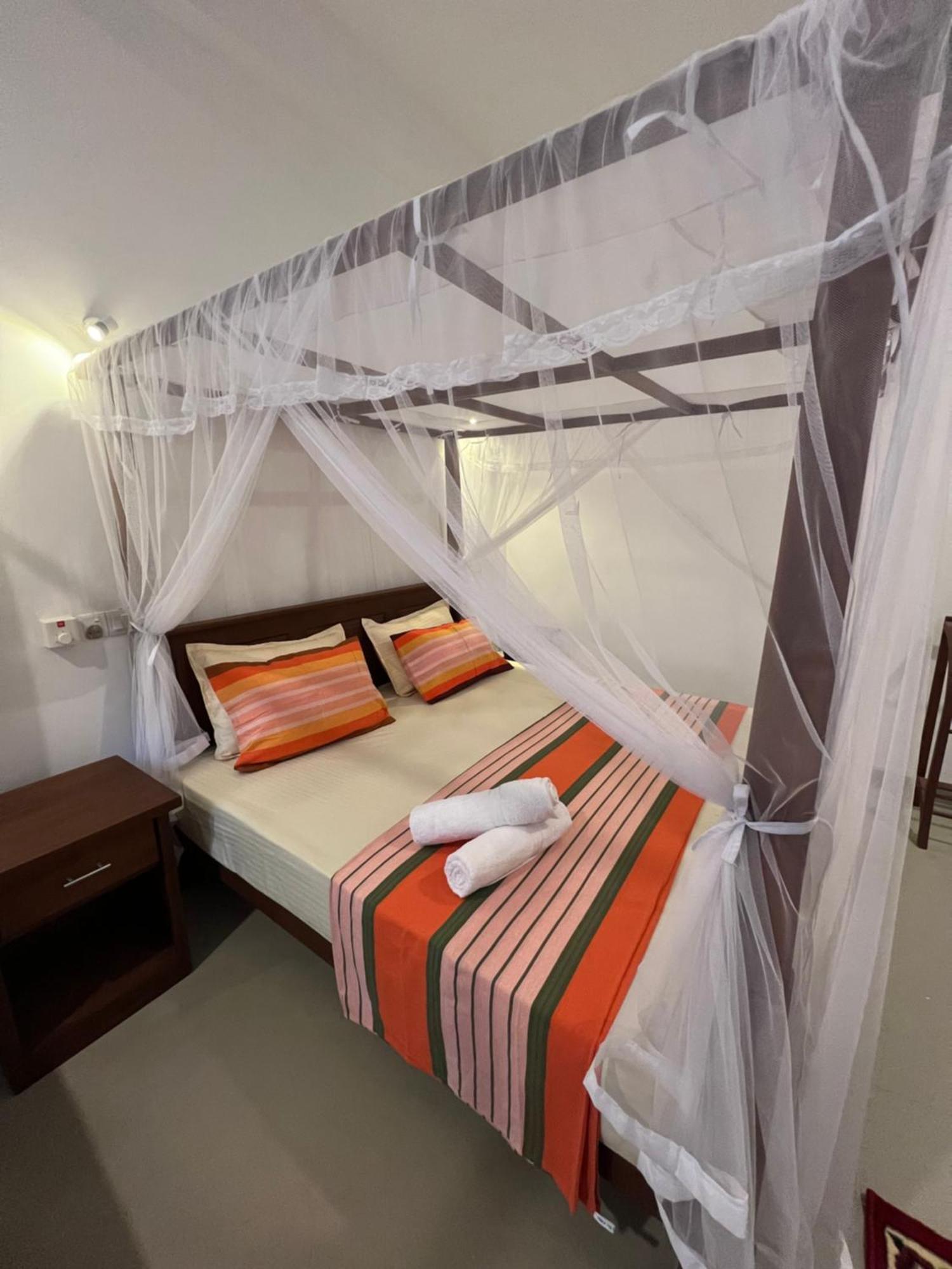 Tembo Cottage Wilpattu Kültér fotó
